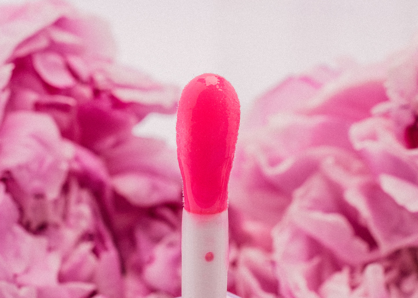 PEONY KISS Ultimate Nourishing Lip Oil Gloss