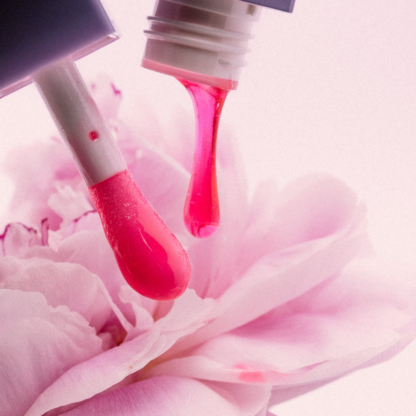 PEONY KISS Ultimate Nourishing Lip Oil Gloss
