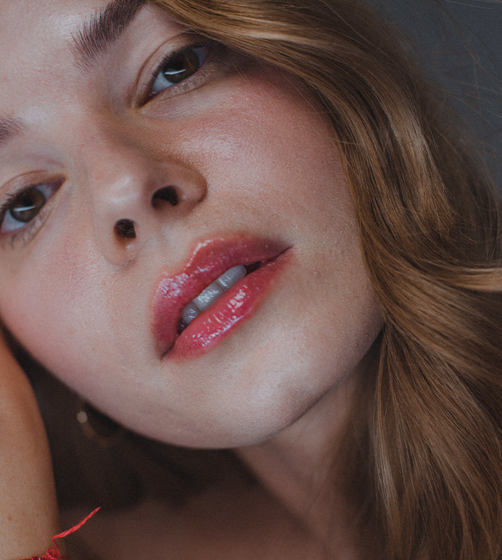 LILY SPARK Ultimate Nourishing Lip Oil Gloss