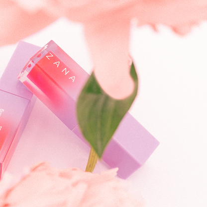 CAMELLIA CHARM Ultimate Nourishing Lip Oil Gloss